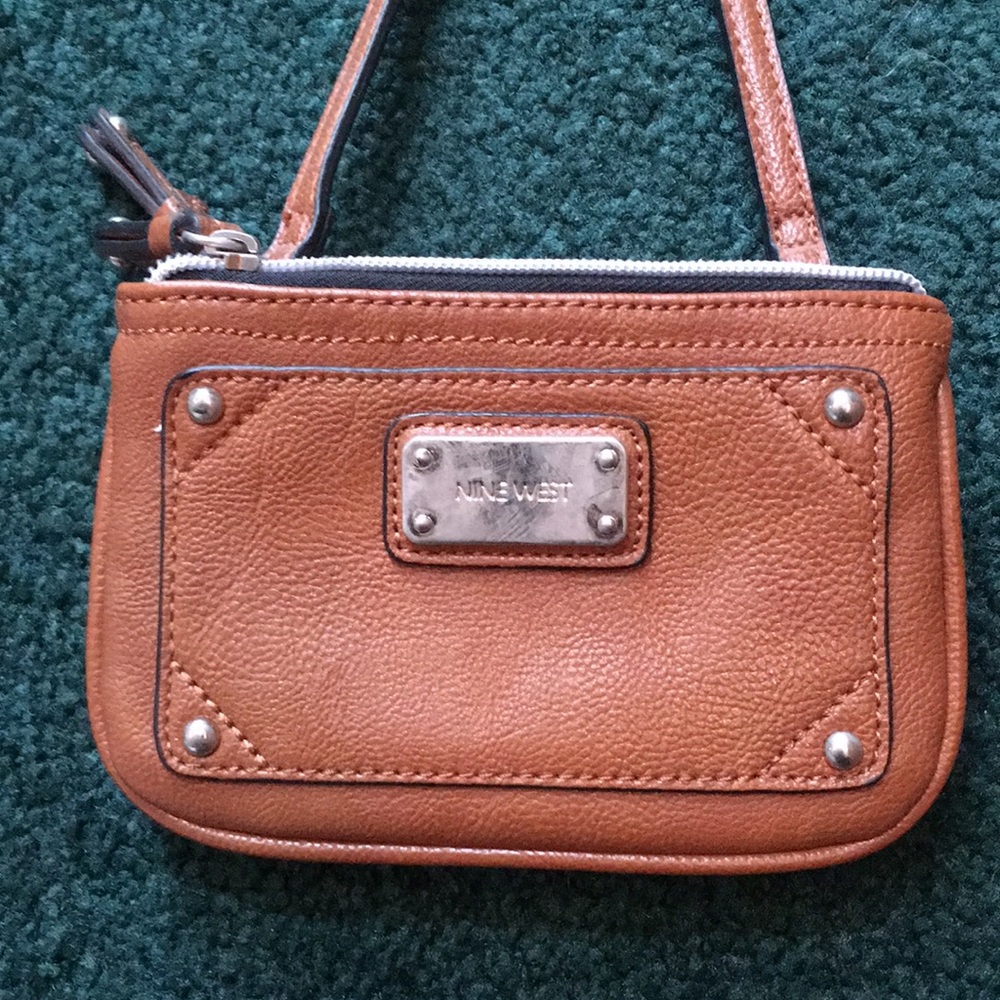 Purse - Picture 2 of 3